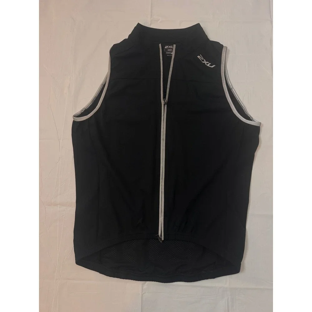 2XU Cycling Vest Black Reflective Full Zip Mesh Back Men's Size‎ Medium Workout